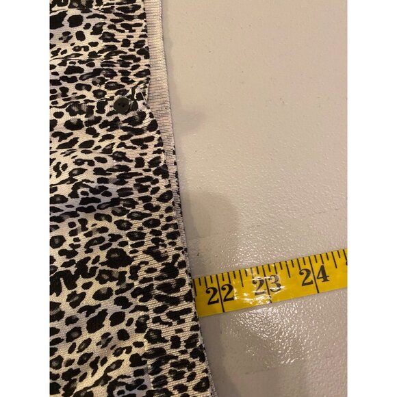 August Silk Silx Cardigan Buttons Leopard Print Stretch Sweater Large - Picture 7 of 10